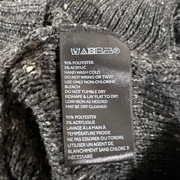 Urban Oufitters Cableknit Sweater - Picture 7 of 9